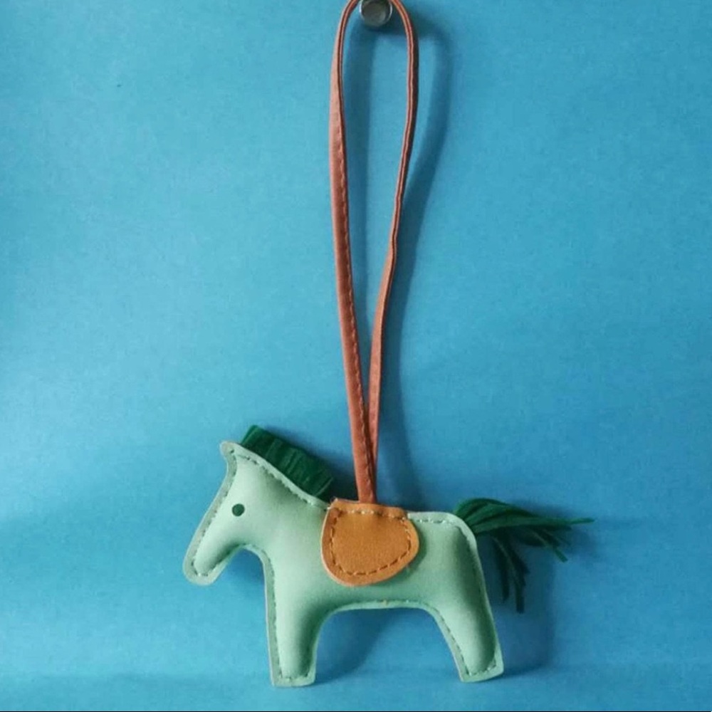 Pony Keychain/Bag Accessory!! - Picture 2 of 8